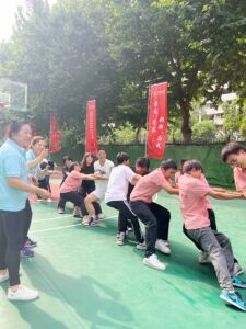 “燃”动盛夏,火力全开|佳成教育拔河比赛 “燃”动盛夏,火力全开|佳成教育拔河比赛